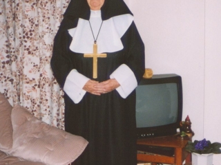 mum true vocation nov 2002